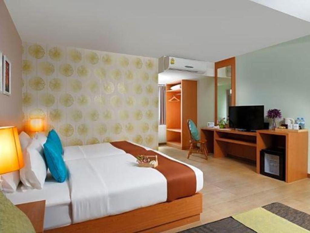 Hotel U Tiny Boutique Hotel Suvarnabhumi Bangkok - Sha Plus 4*